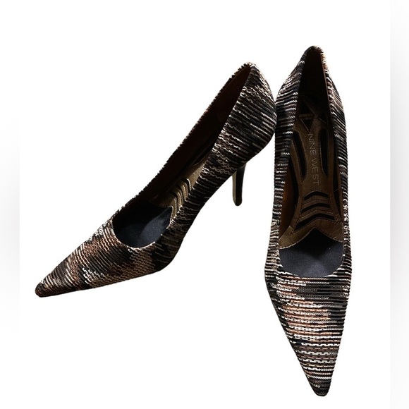 NINE WEST POINTED TOE STILETTO HEALS. Y2K sz 7 1/2. Like New. - Picture 4 of 8